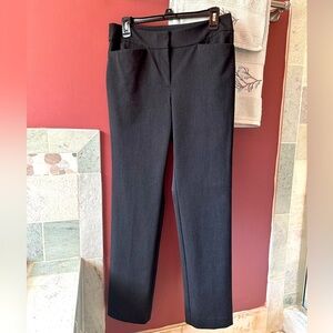 ⭐️Ann Taylor’s Classic Black Women's Pants or Trouser in Excellent Condition